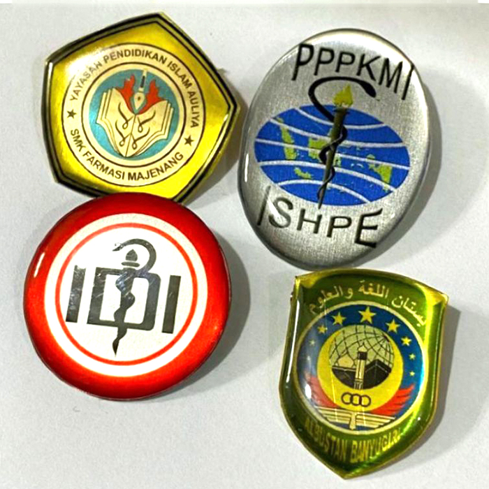 PIN Akrilik Putih/Hitam 3mm